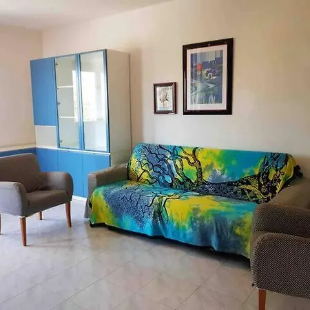 With Terrace & Free Parking - 3 Minutes From Appartement