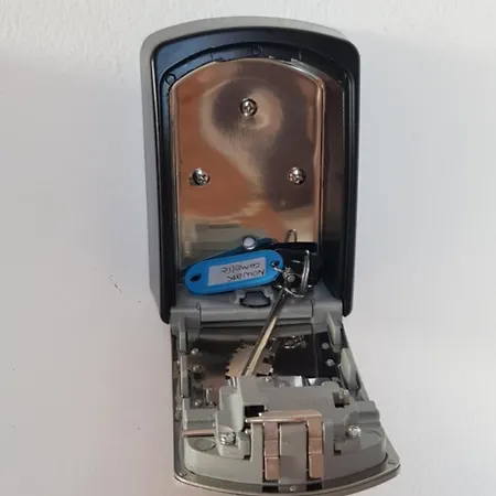 With Terrace & Free Parking - 3 Minutes From Appartement