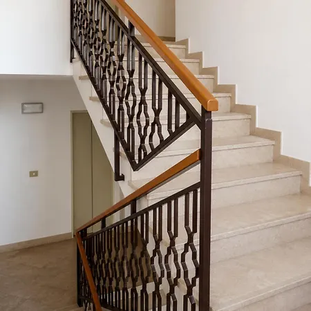 דירה With Terrace & Free Parking - 3 Minutes From *