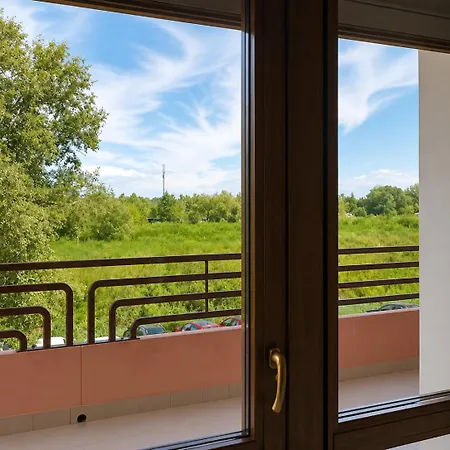Lägenhet With Terrace & Free Parking - 3 Minutes From Grado